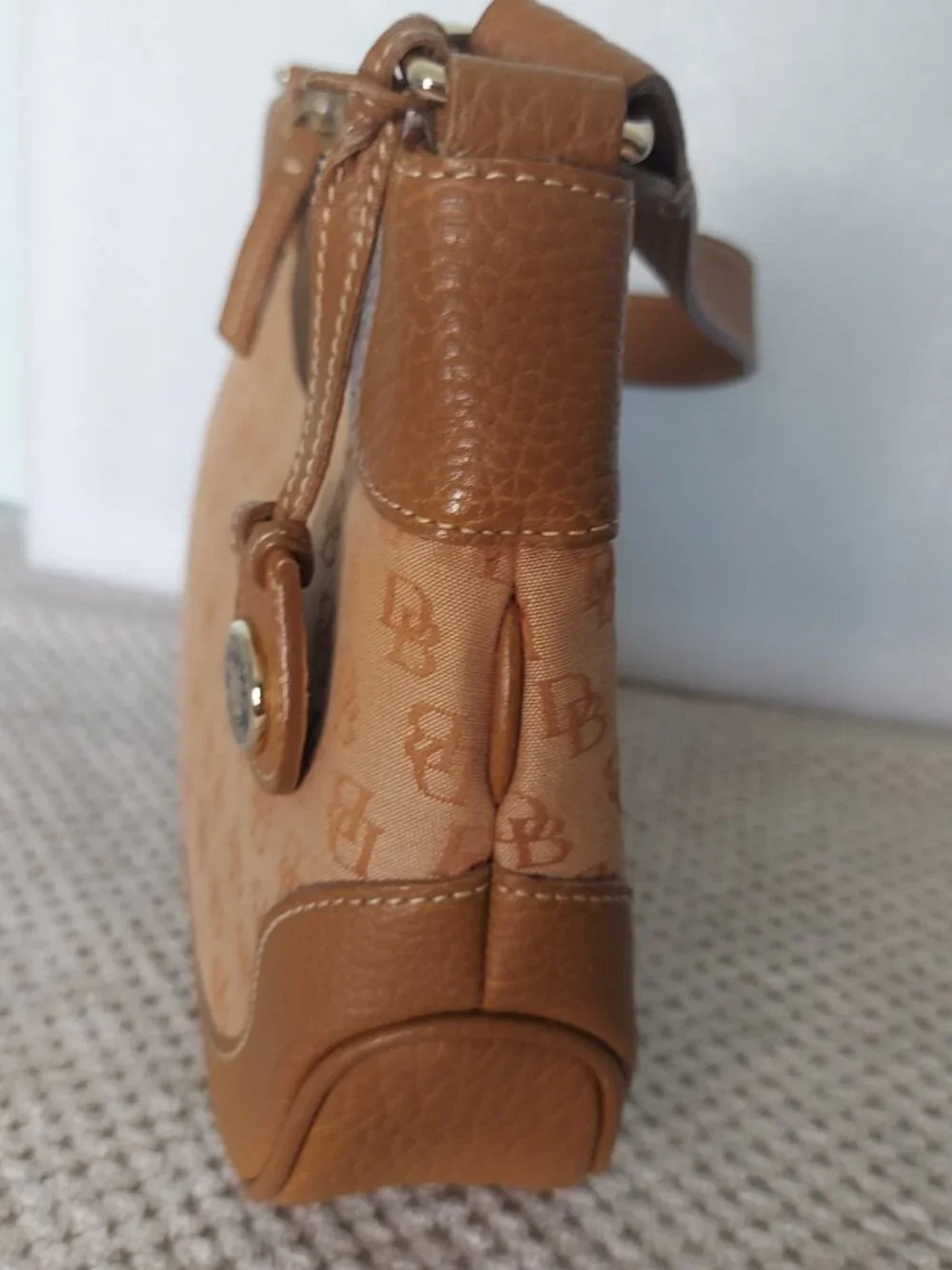 Dooney & Bourke this vintage